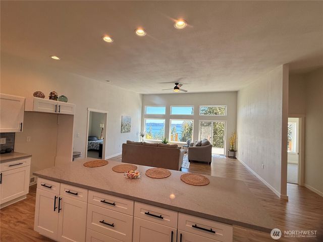 67 Birch Court, Brinnon, WA 98320