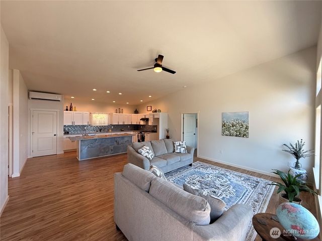 67 Birch Court, Brinnon, WA 98320