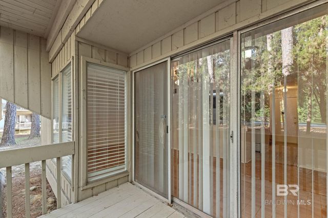 1080 N Seacliff Drive 2B-1080, Daphne, AL 36526