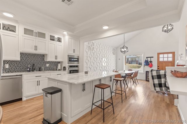 1415 N Main Street, Tulsa, OK 74106