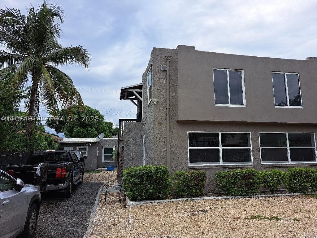 217 Southridge Rd Lower Unit, Delray Beach, FL 33444