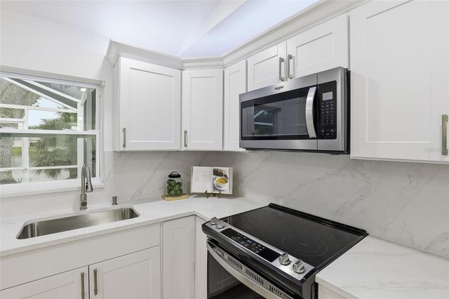 664 SUGARWOOD TRAIL, Venice, FL 34292