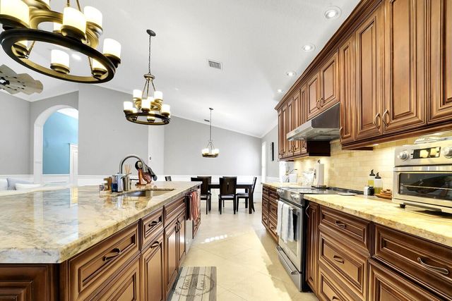 2208 Soundings Court, Greenacres, FL 33413