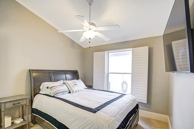 2208 Soundings Court, Greenacres, FL 33413