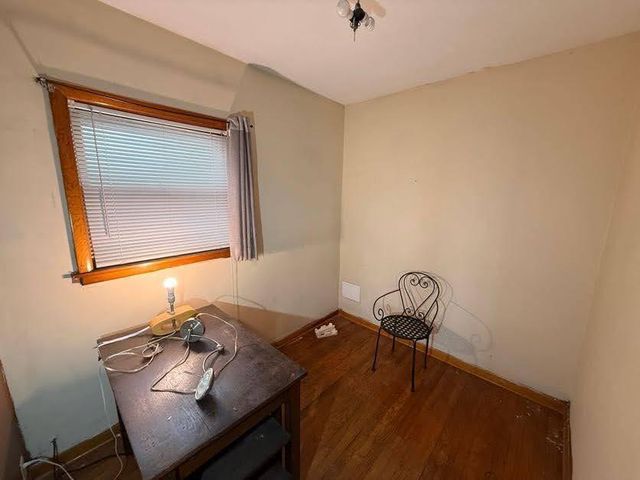 10003 S Exchange Avenue, Chicago, IL 60617