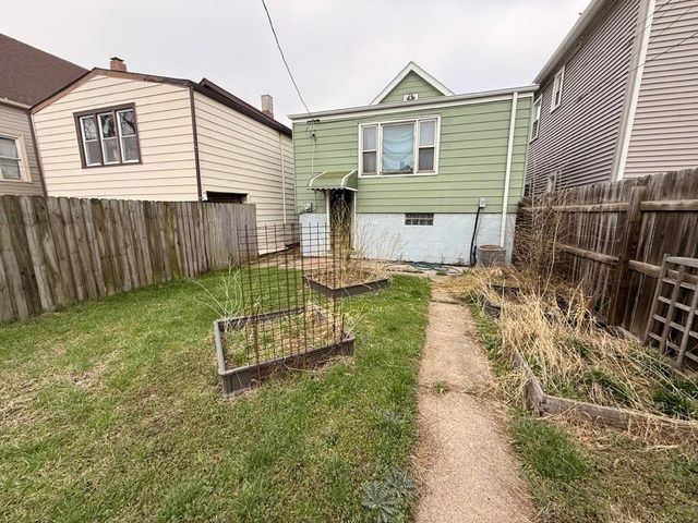 10003 S Exchange Avenue, Chicago, IL 60617