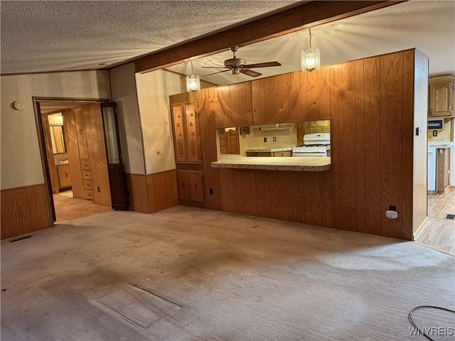 57 Lorraine Place, West Seneca, NY 14224