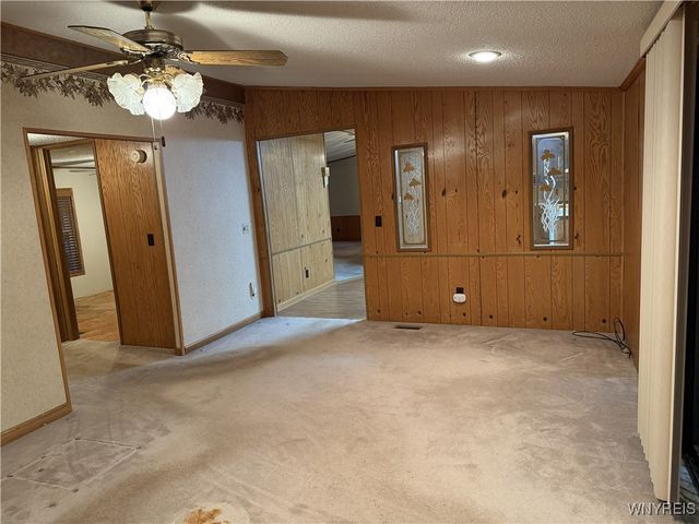 57 Lorraine Place, West Seneca, NY 14224