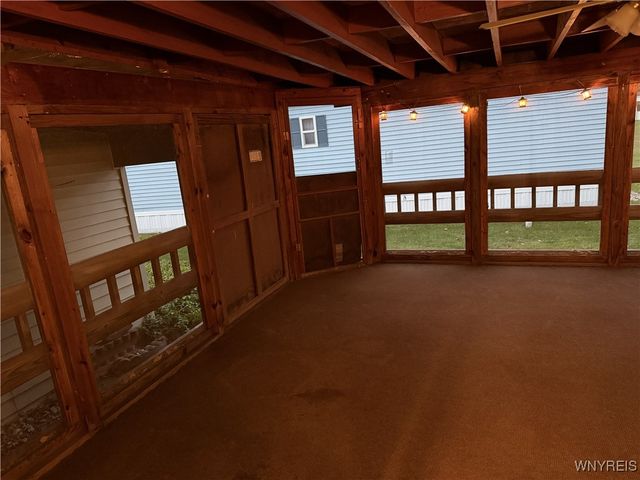 57 Lorraine Place, West Seneca, NY 14224