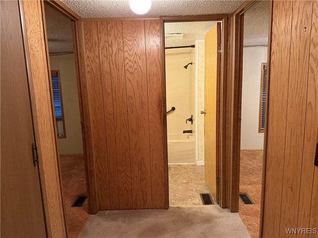 57 Lorraine Place, West Seneca, NY 14224