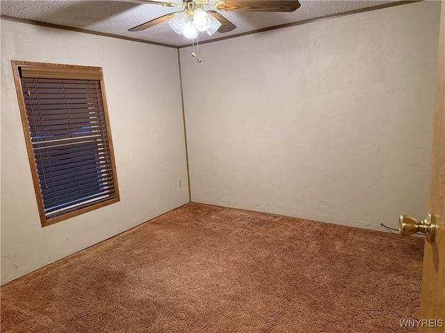 57 Lorraine Place, West Seneca, NY 14224