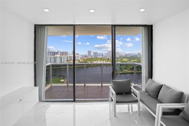 3675 N Country Club Dr 2008, Aventura, FL 33180
