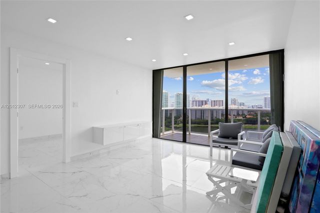 3675 N Country Club Dr 2008, Aventura, FL 33180