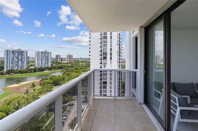 3675 N Country Club Dr 2008, Aventura, FL 33180