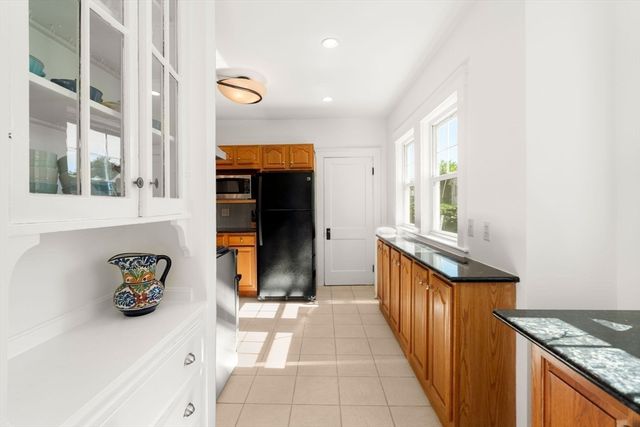 20 Lawndale Street 20, Belmont, MA 02478