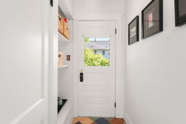 20 Lawndale Street 20, Belmont, MA 02478