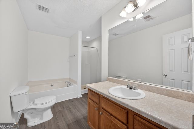 4542 Parkview Square, Atlanta, GA 30349