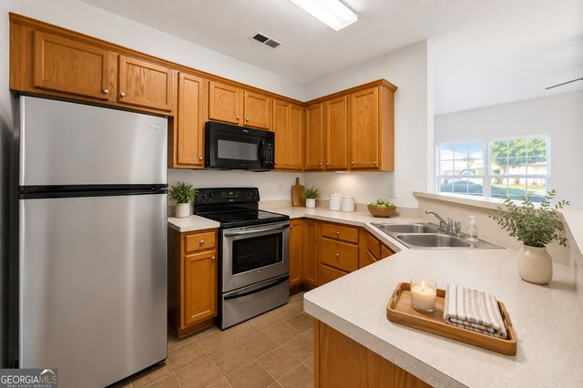 4542 Parkview Square, Atlanta, GA 30349