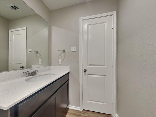236 Soapstone PASS, Maxwell, TX 78656