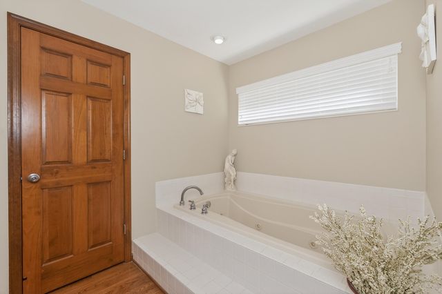 2177 Treetop Lane, Hebron, KY 41048