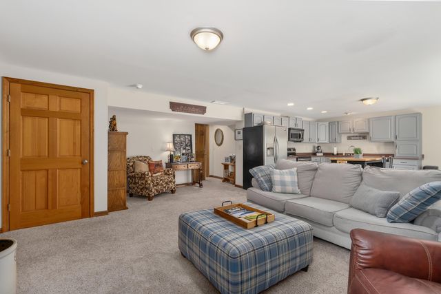 2177 Treetop Lane, Hebron, KY 41048