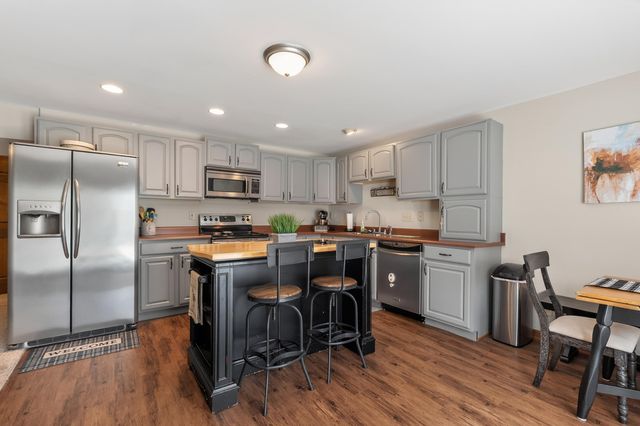 2177 Treetop Lane, Hebron, KY 41048