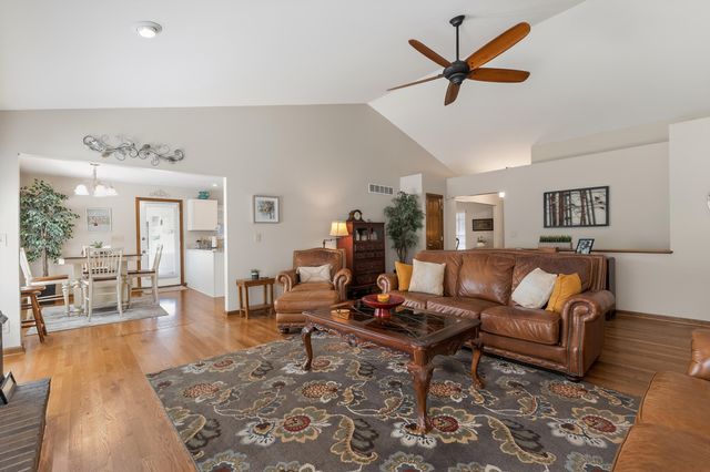 2177 Treetop Lane, Hebron, KY 41048