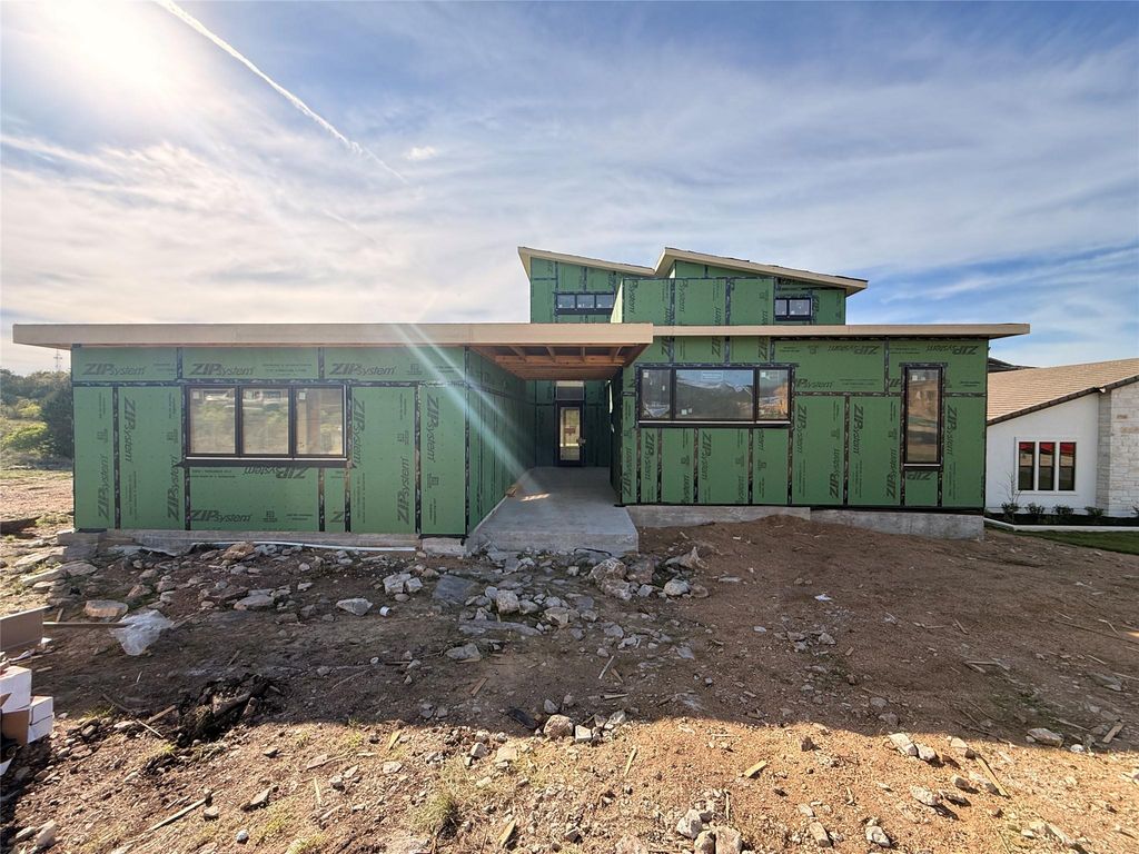 100 Nattie Woods, Horseshoe Bay, TX 78657