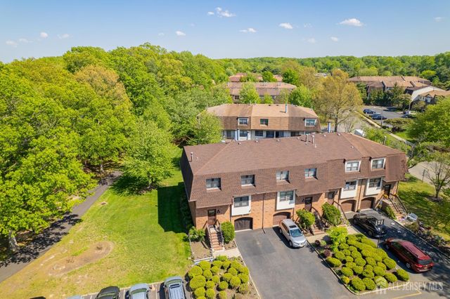 1401 North Oaks Boulevard, North Brunswick, NJ 08902