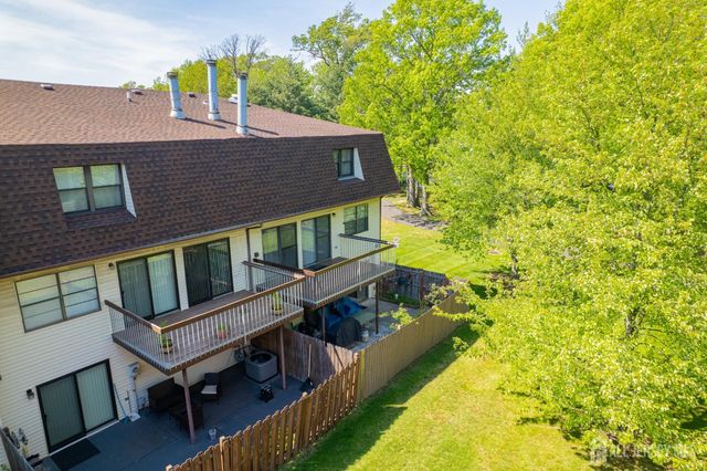 1401 North Oaks Boulevard, North Brunswick, NJ 08902