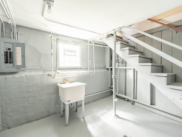 10735 S Prospect Avenue, Chicago, IL 60643