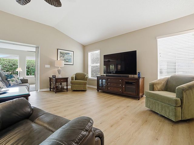 2246 DARLINGTON DRIVE, The Villages, FL 32162