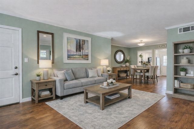 3011 Mahanna Springs Drive B, Dallas, TX 75235