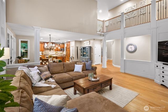 20030 166th Avenue NE, Woodinville, WA 98072