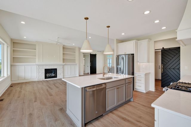 2257 Green Leaf Circle, Norwalk, IA 50211