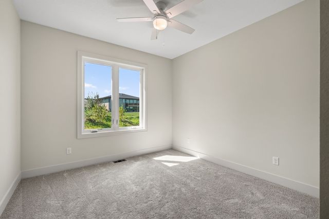 2257 Green Leaf Circle, Norwalk, IA 50211