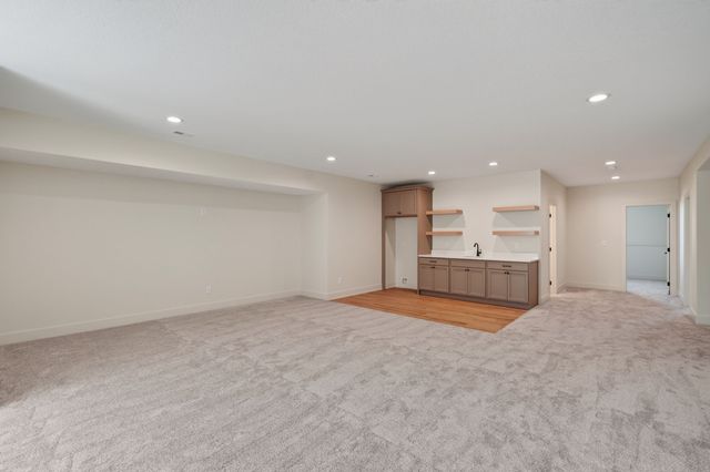 2257 Green Leaf Circle, Norwalk, IA 50211