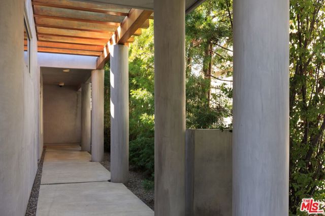 507 N Lucerne Boulevard, Los Angeles, CA 90004
