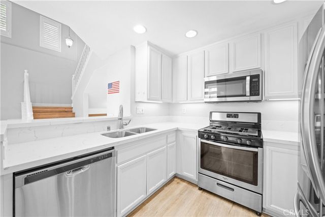 14 Garrison Loop, Ladera Ranch, CA 92694