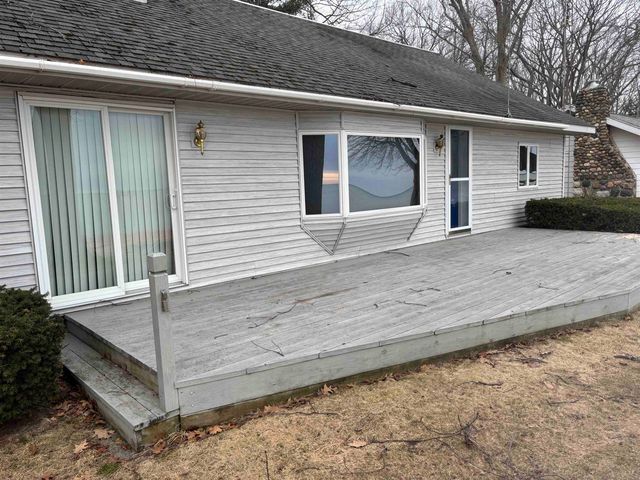 1024 Huron, Tawas City, MI 48763