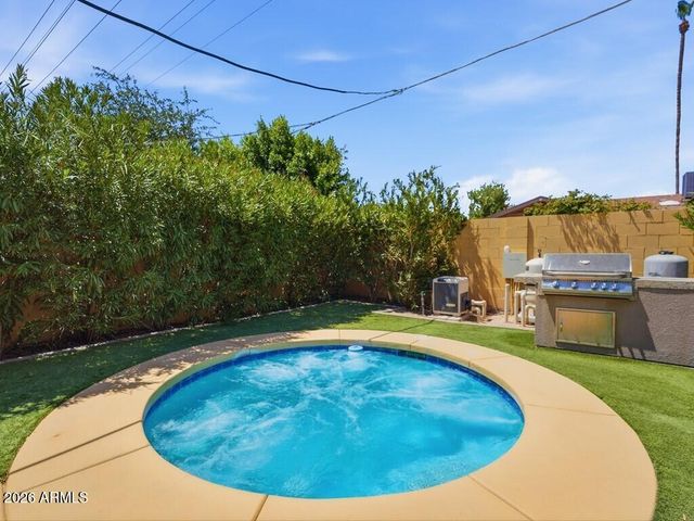 8526 E VISTA Drive, Scottsdale, AZ 85250