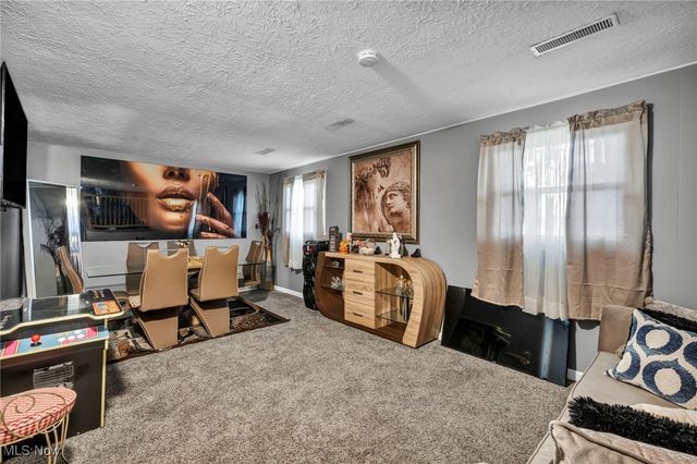 412 Stevenson Avenue, Akron, OH 44312