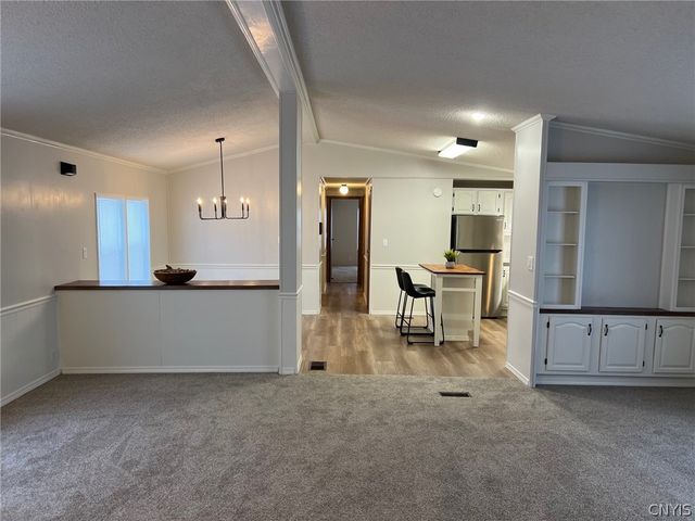 215 BRETT BRAE, New Hartford, NY 13323