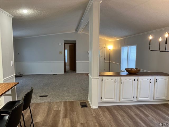 215 BRETT BRAE, New Hartford, NY 13323