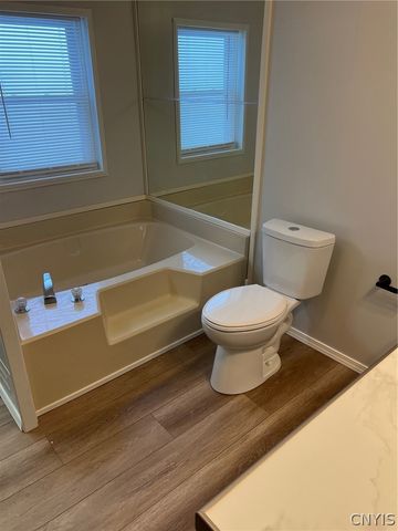 215 BRETT BRAE, New Hartford, NY 13323