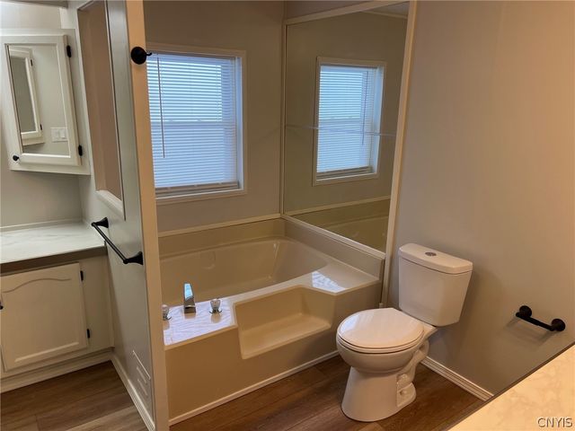 215 BRETT BRAE, New Hartford, NY 13323