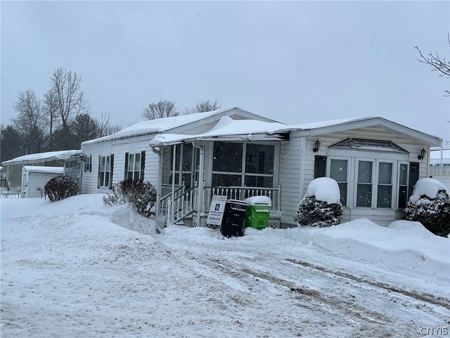 215 BRETT BRAE, New Hartford, NY 13323