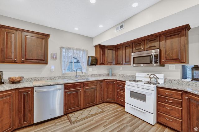 3016 W 5650 S, Roy, UT 84067