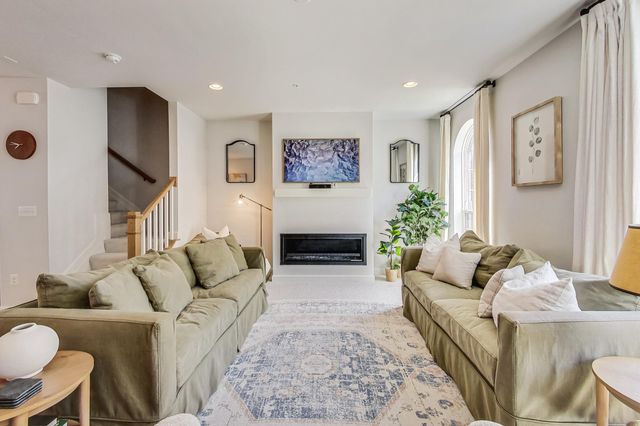 509 TRIGGERFISH DR, National Harbor, MD 20745