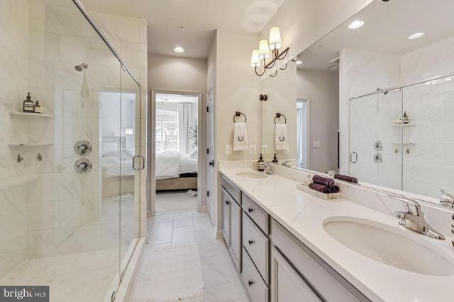 509 TRIGGERFISH DR, National Harbor, MD 20745